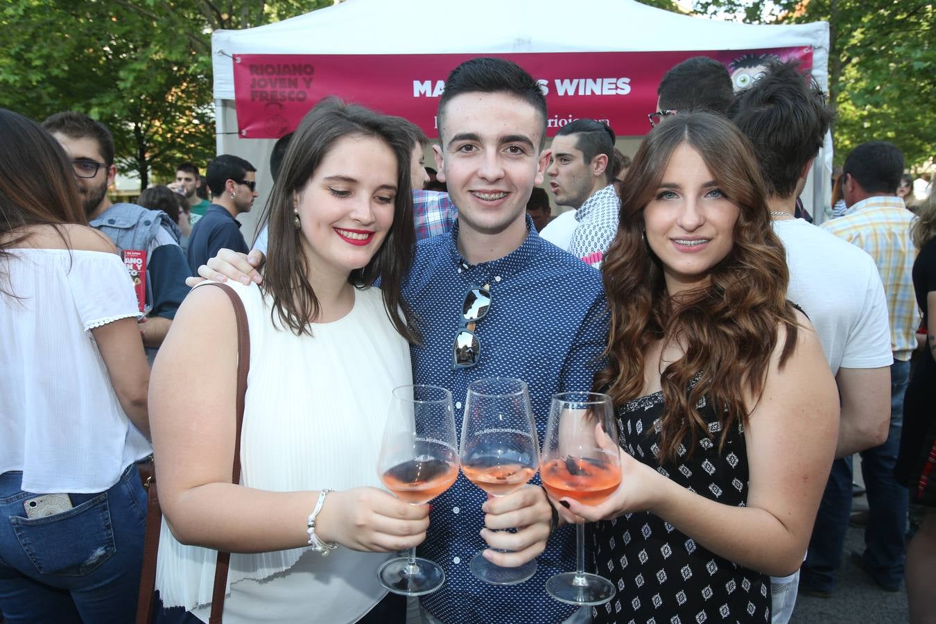 Logroño celebra la primera cita del Riojano Joven y Fresco del 2017