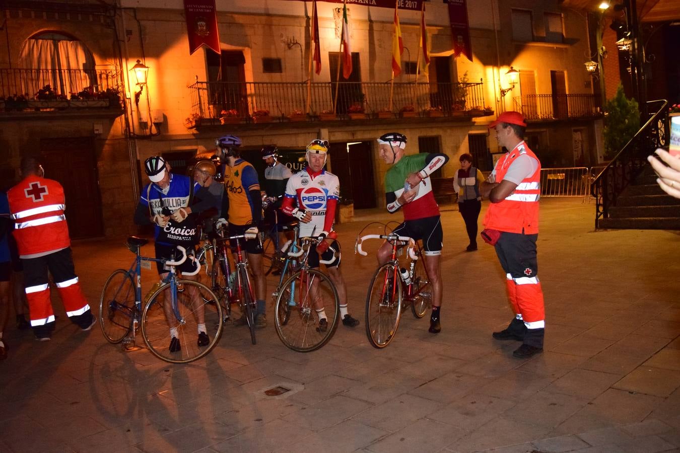 Jornada de ciclismo clásico en la Eroica Hispania (I)