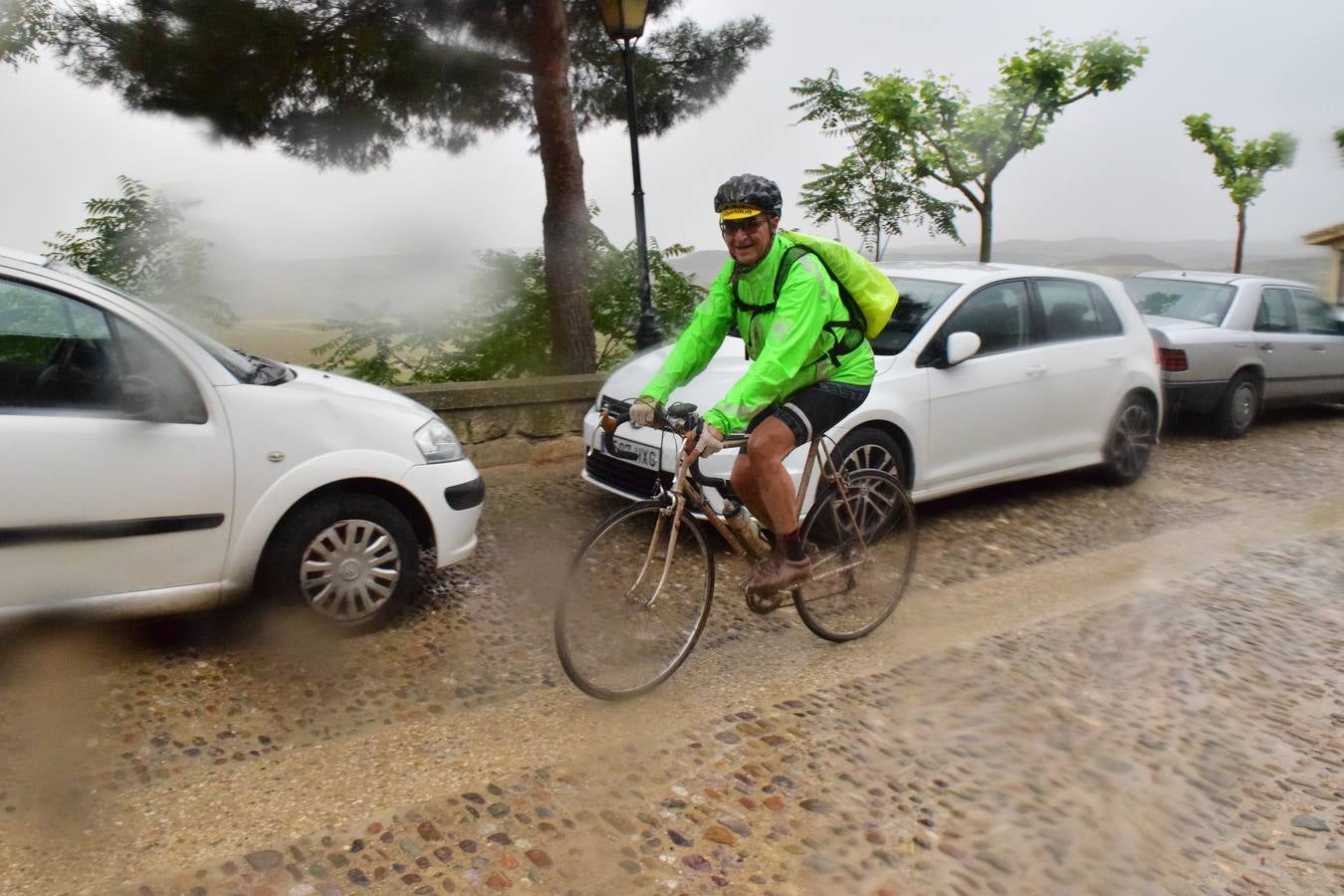 Jornada de ciclismo clásico en la Eroica Hispania (I)