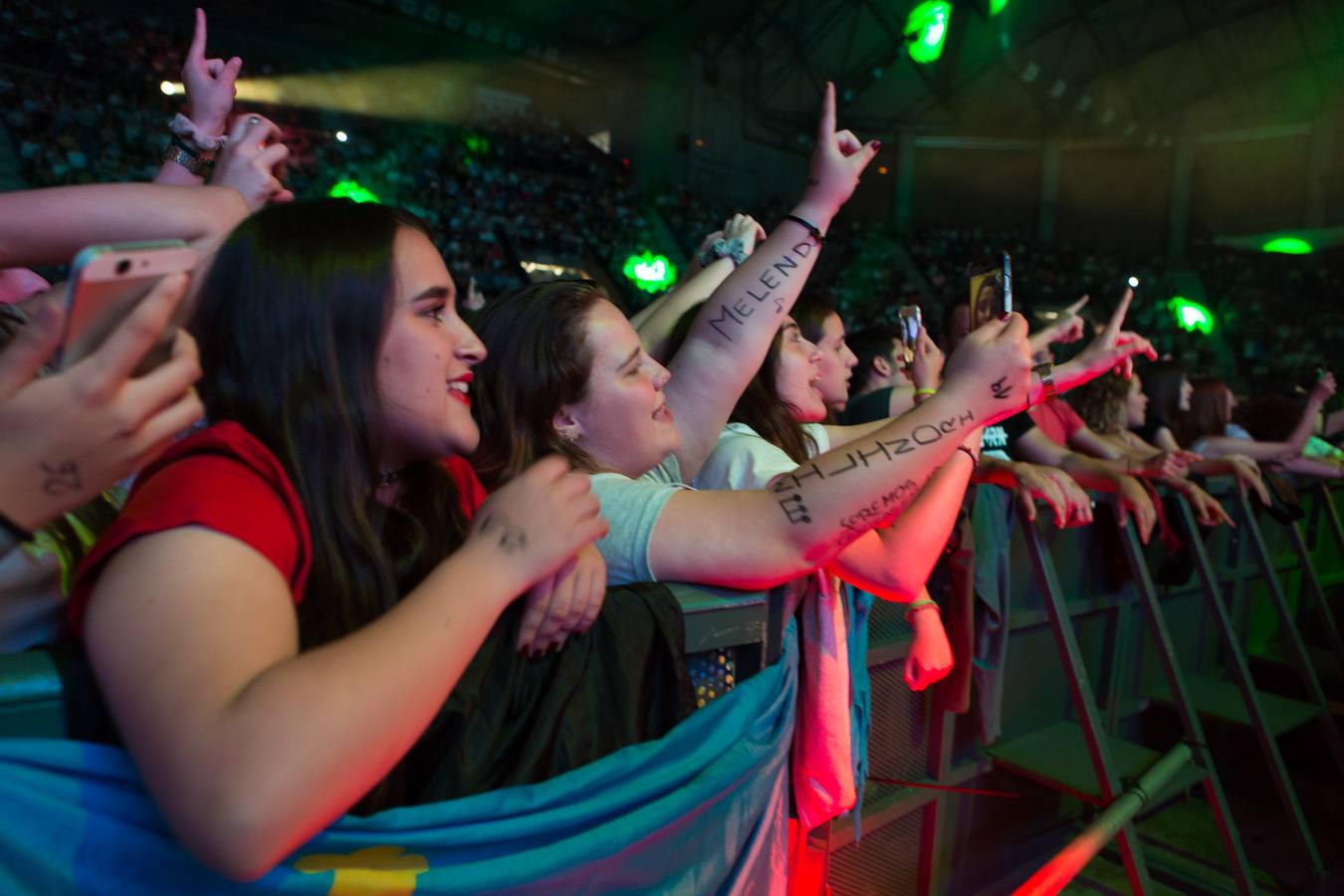 Melendi entusiasma a sus fans