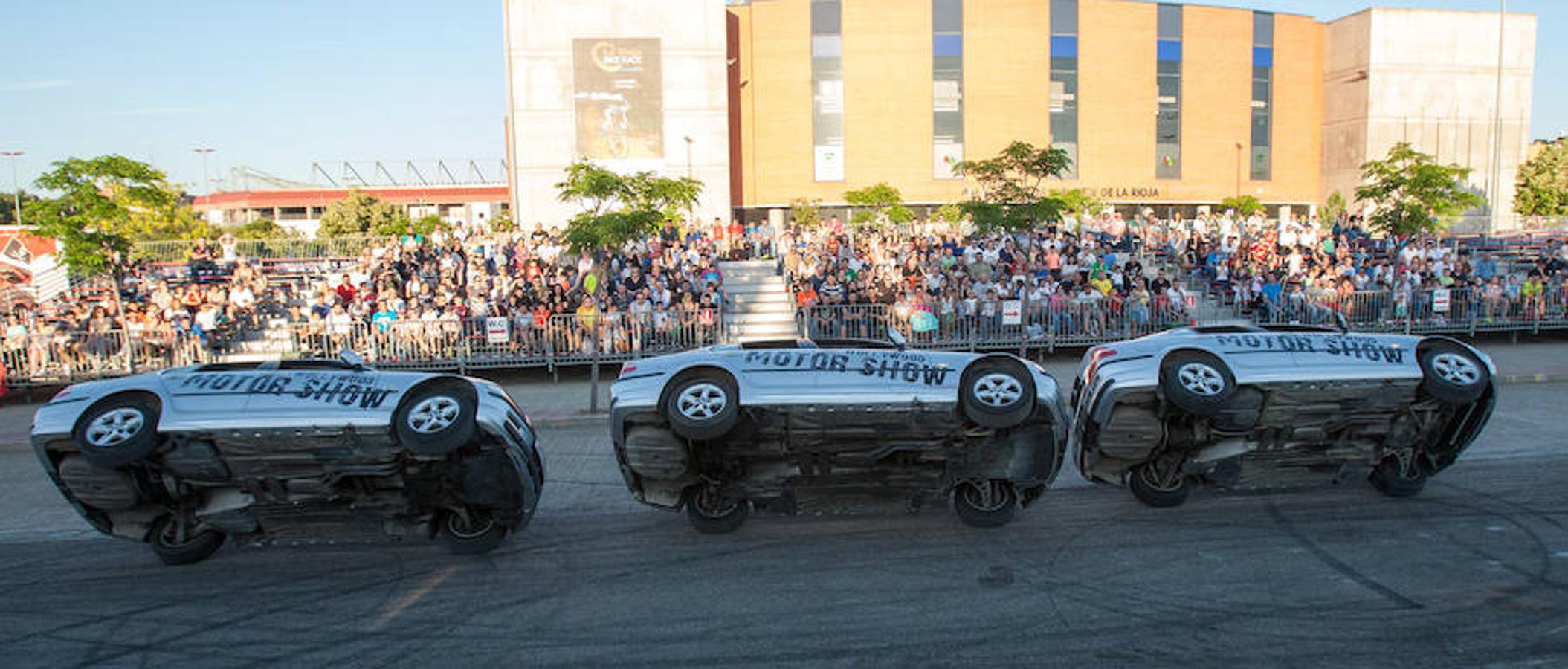 Exhibición y acrobacias con vehículos