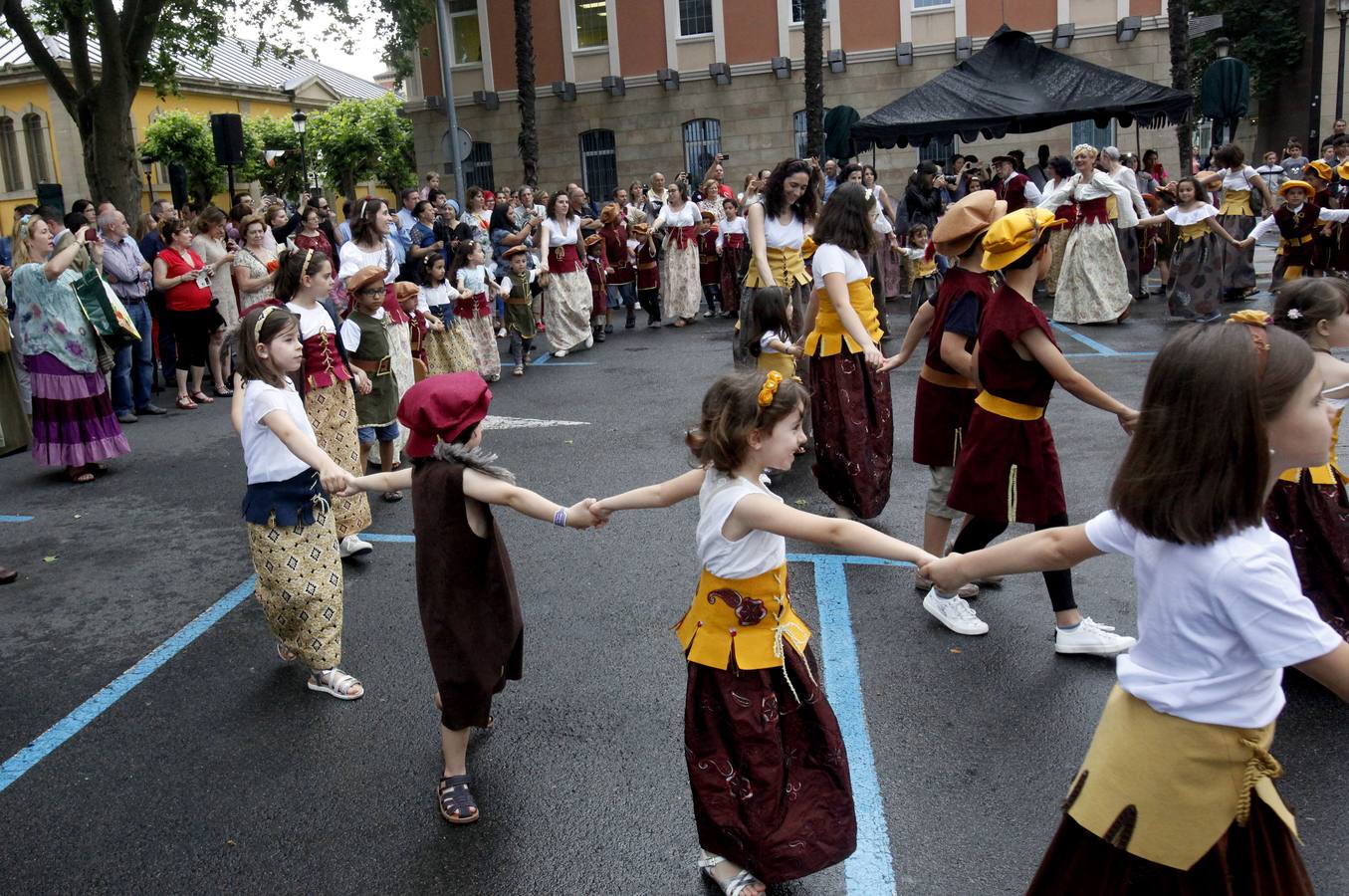 Los niños de las ludotecas municipales ofrecen el pregón de San Bernabé