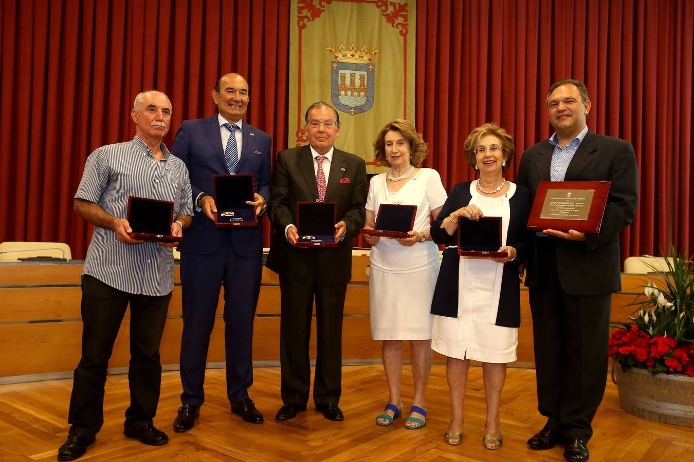 Insignias de San Bernabé 2017