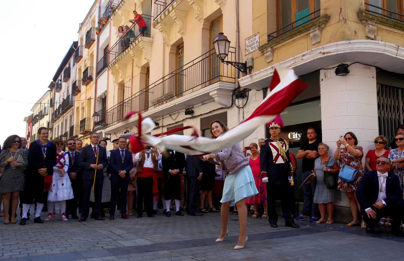 San Bernabé 2017: banderazos, misa y procesión