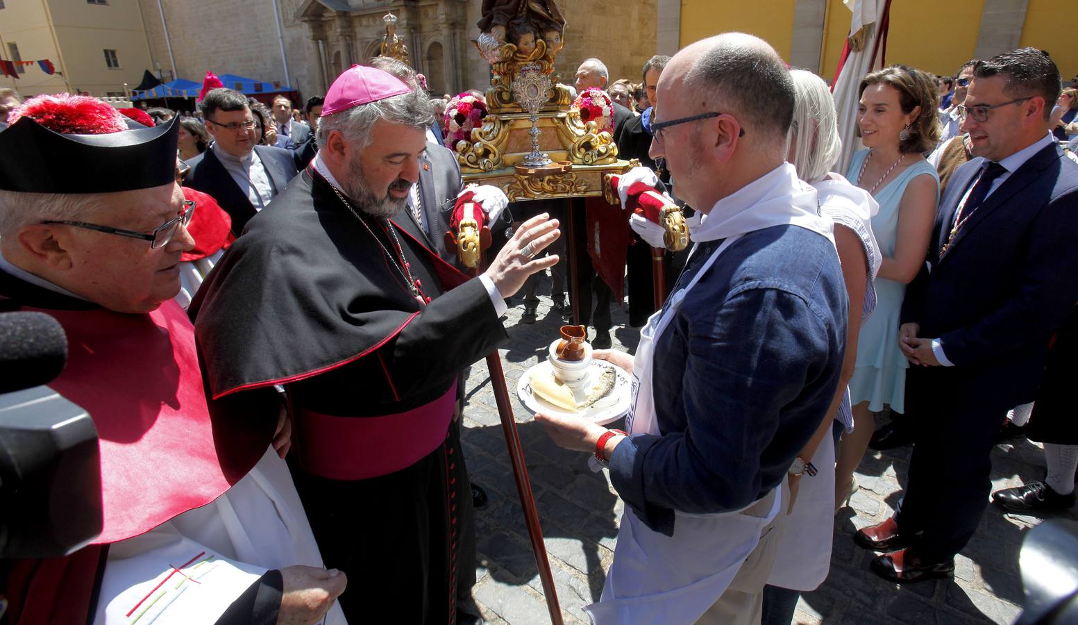 San Bernabé 2017: banderazos, misa y procesión