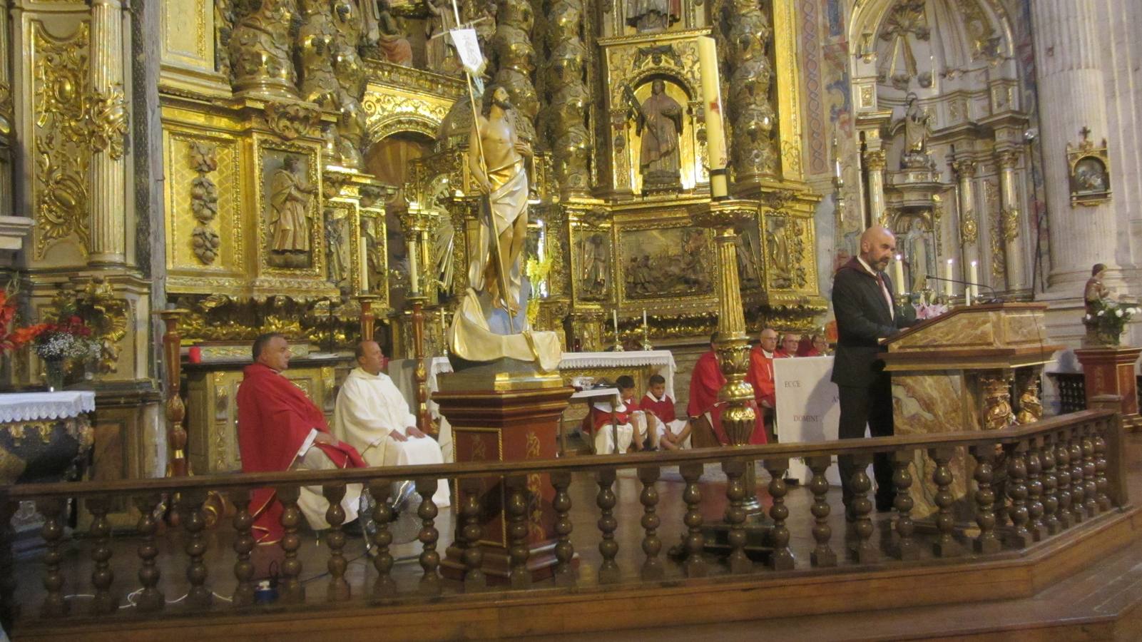 El municipio ha celebrado una misa y ha salido en procesión