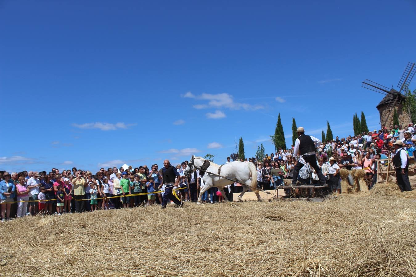 Ocón celebra la fiesta de la molienda