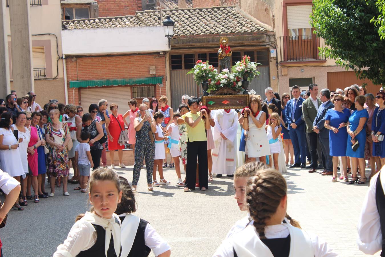 Las imágenes de la procesión en las fiestas de la localidad