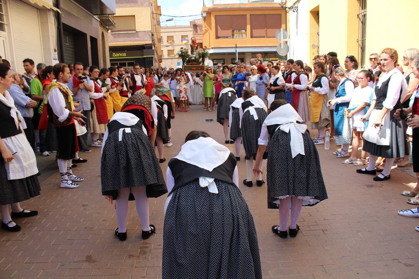 Las imágenes de la procesión en las fiestas de la localidad