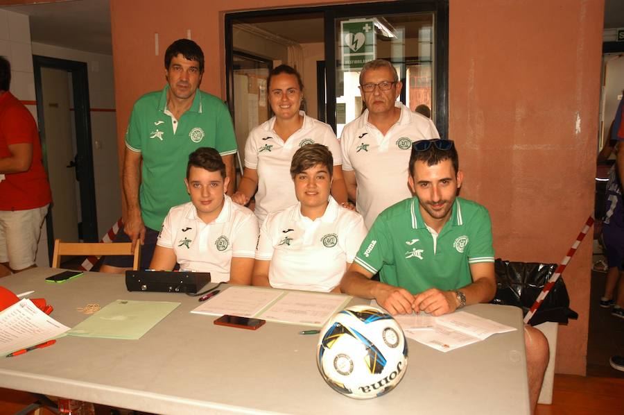 Este fin de semana se ha disputado en el pabellón del colegio Quintiliano los treinta años del torneo de fútbol sala Pequeñín Ciudad de Calahorra.