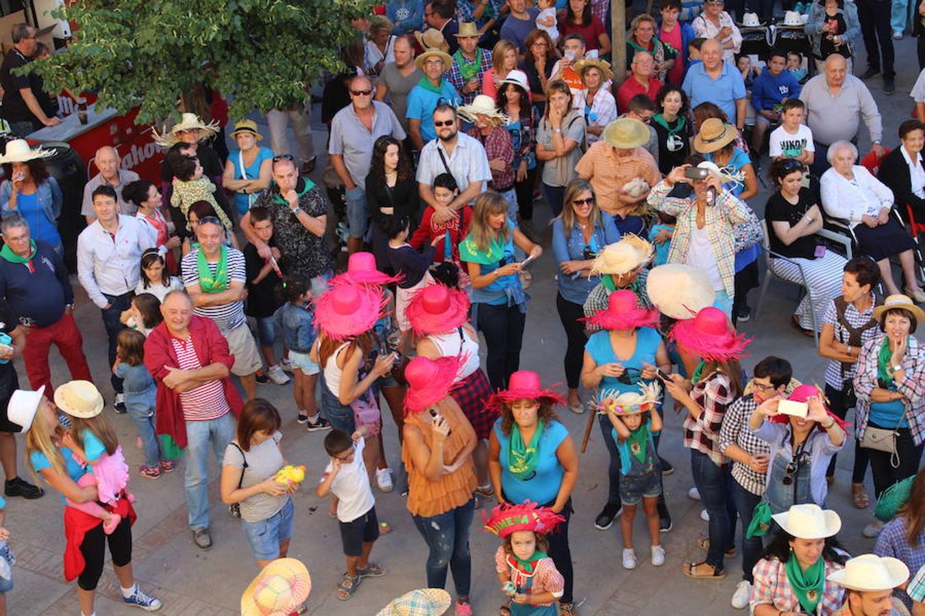 Galilea celebra las fiestas de San Roque y tras el chupinazo y el trago de zurracapote inician unas celebraciones muy participativas que se van a dilatar hasta el miércoles