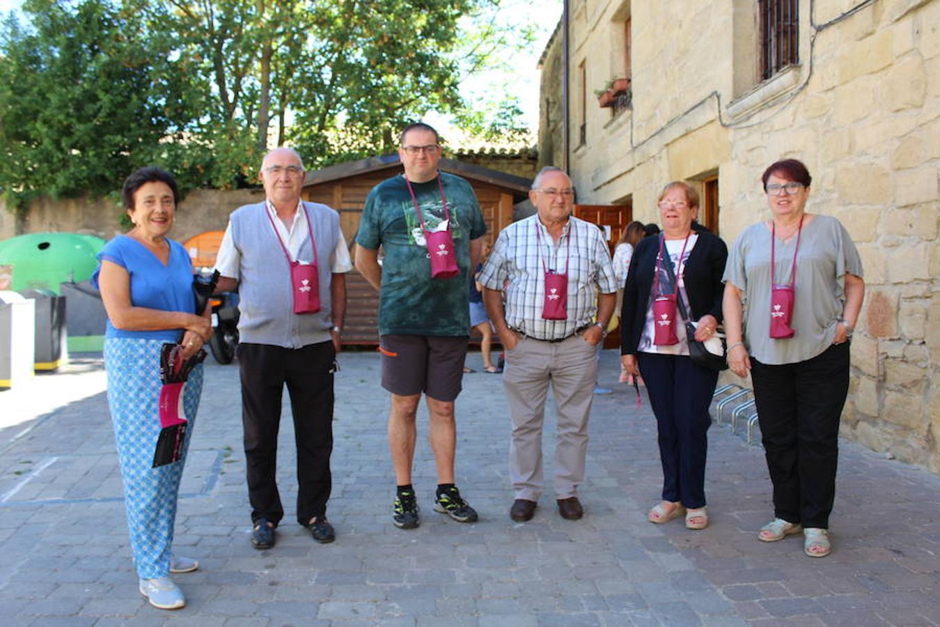 San Vicente celebró su noche de San Lorenzo con las tradicionales visitas a sus bodegas. Buenos vinos de la Sonsierra y un magnífico ambiente animaron a los visitantes