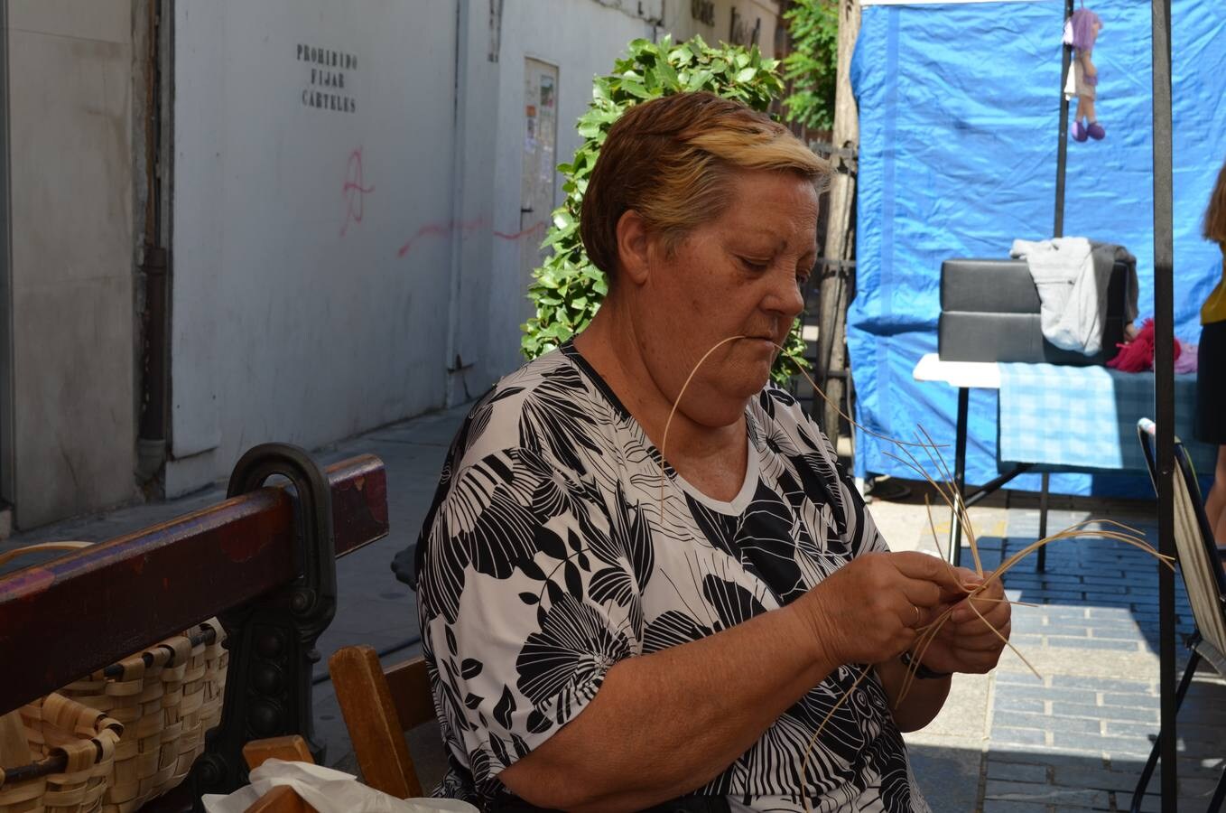 44 artesanos mostraron su trabajo en vivo en la feria de la peña Calagurritana