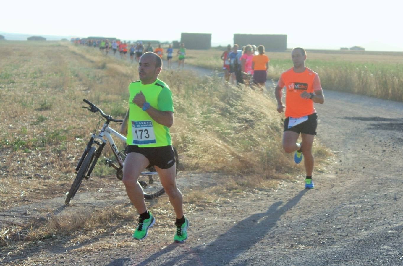 Fernando Nogales vence el X Cross Laguna de Hervías