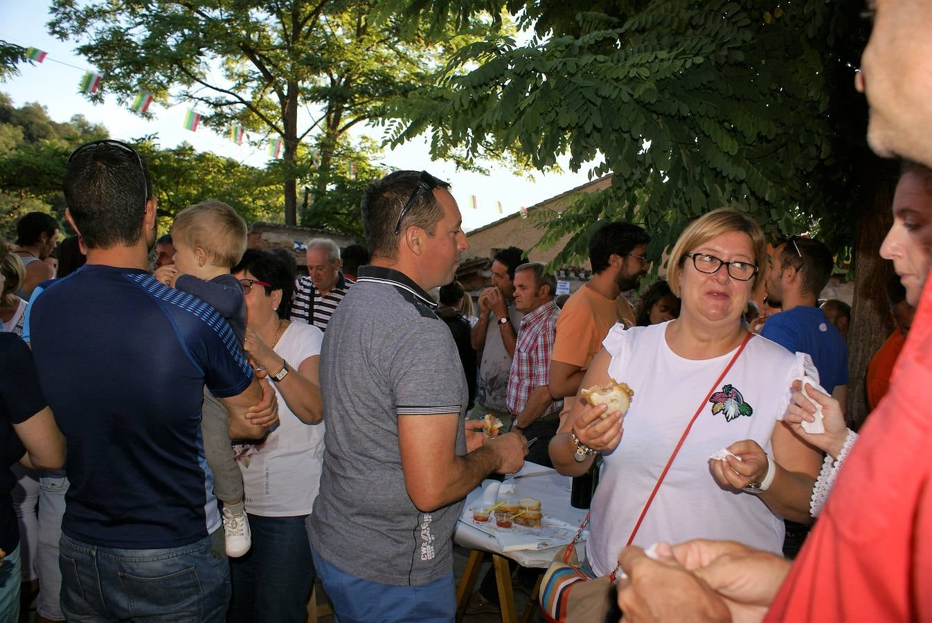 Ledesma de la Cogolla repartió 2.200 raciones en su 21ª edición del Festival de la oreja rebozada y vino de Rioja.