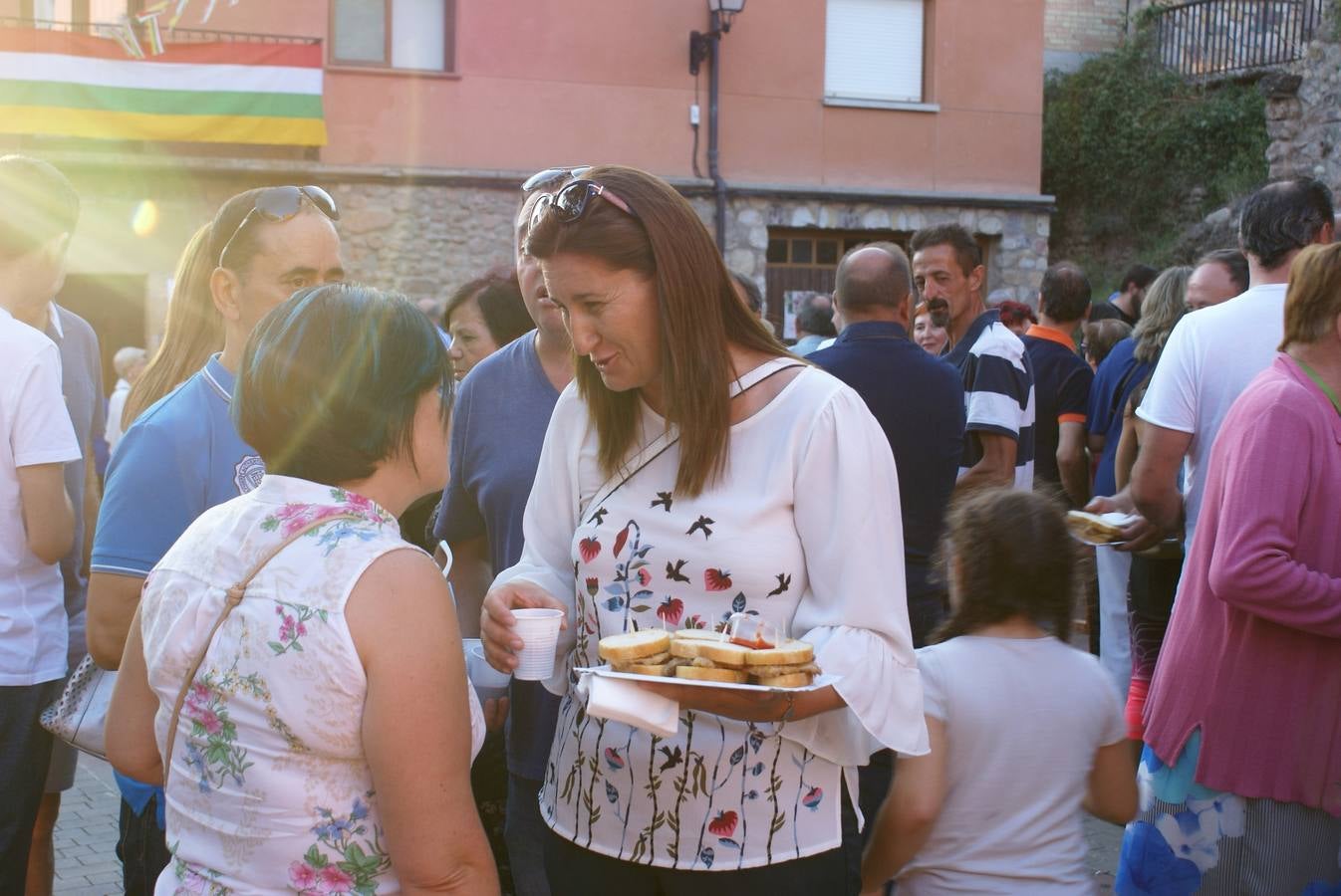 Ledesma de la Cogolla repartió 2.200 raciones en su 21ª edición del Festival de la oreja rebozada y vino de Rioja.