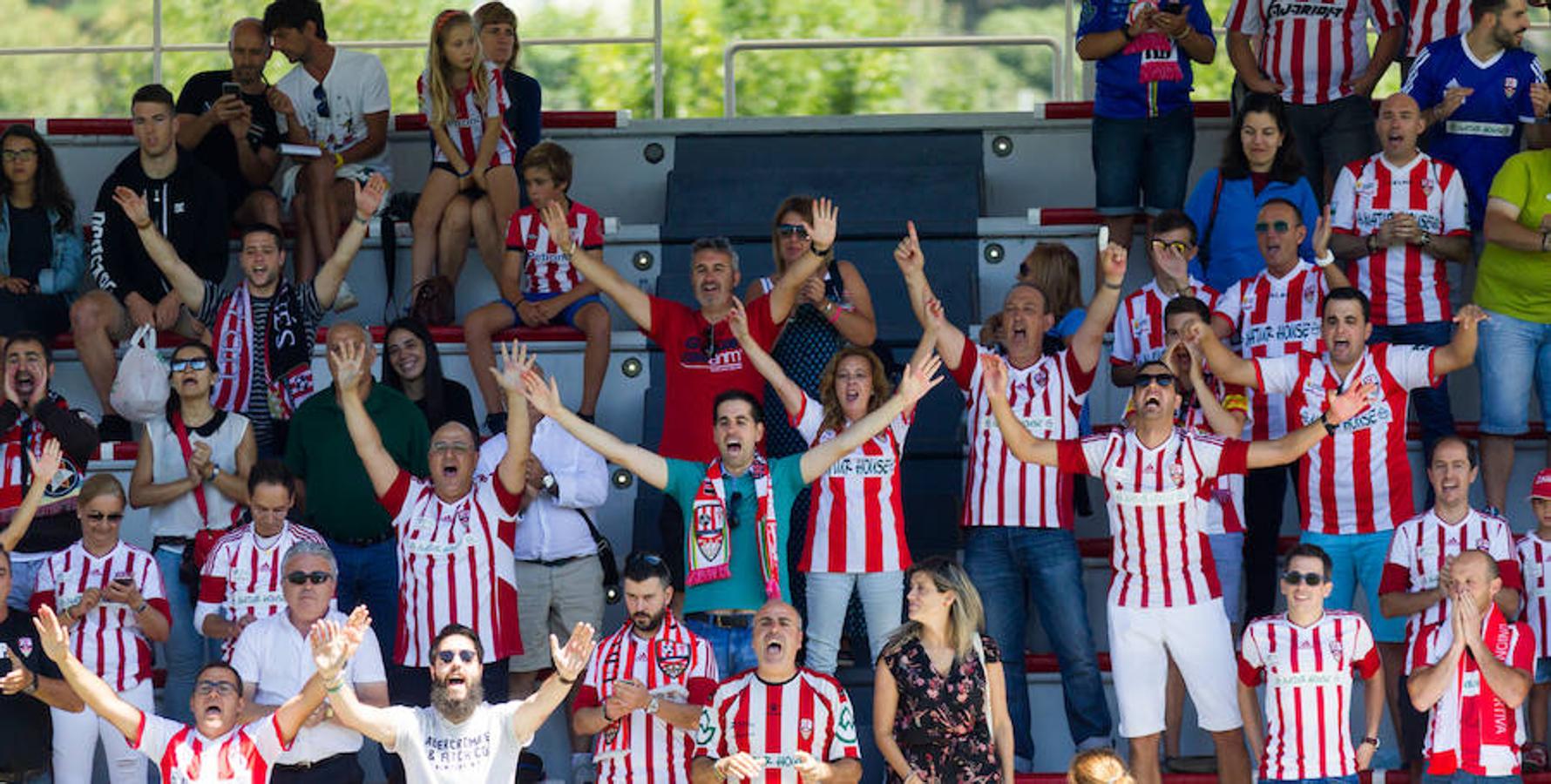 Gran comienzo de la UDL en Bilbao. La victoria riojana por 1-2 frente al Bilbao Athletic otorga al bloque de Sergio Rodríguez una energía extra en el arranque liguero. El buen trabajo colectivo revertió en un un triunfo convincente.