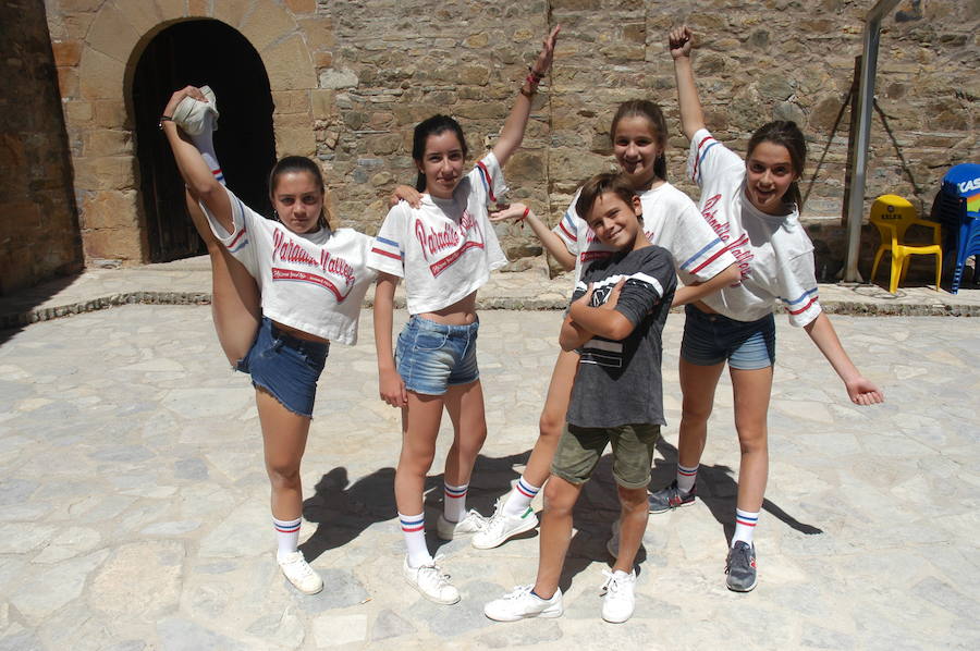 La localidad riojana comenzó sus fiestas en honor a la Virgen de Atisca con un programa muy variado