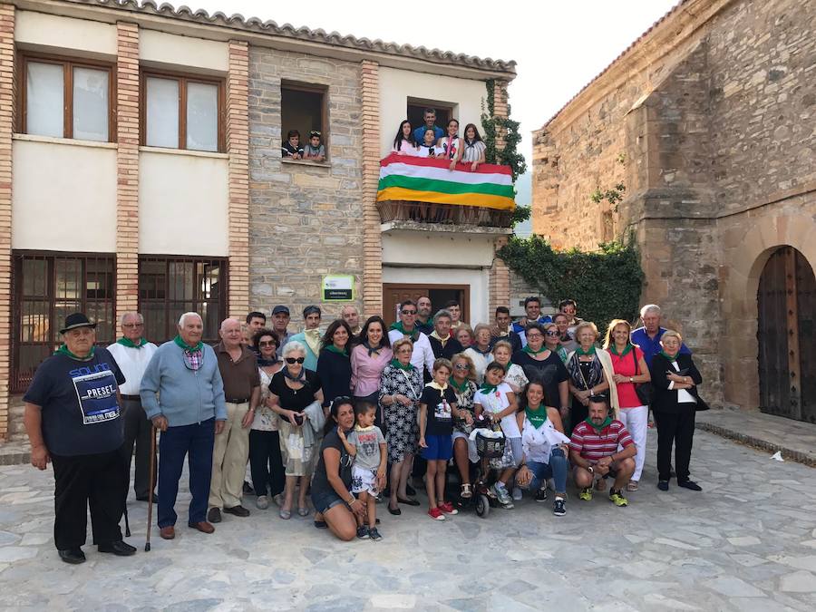 La localidad riojana comenzó sus fiestas en honor a la Virgen de Atisca con un programa muy variado