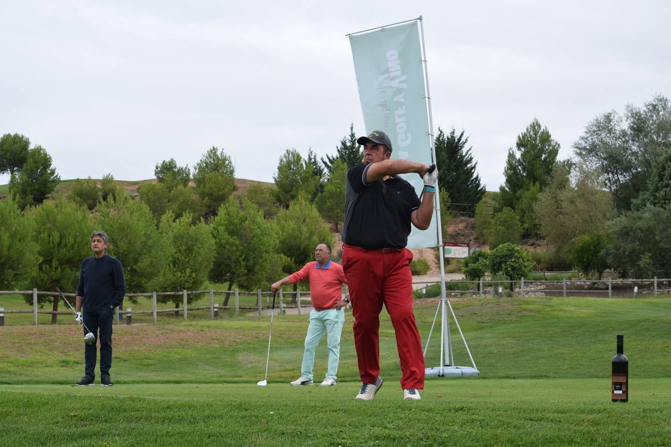 Los participantes en el Torneo Viña Ijalba de la Liga de Golf y Vino disfrutaron de una estupenda jornada de golf.