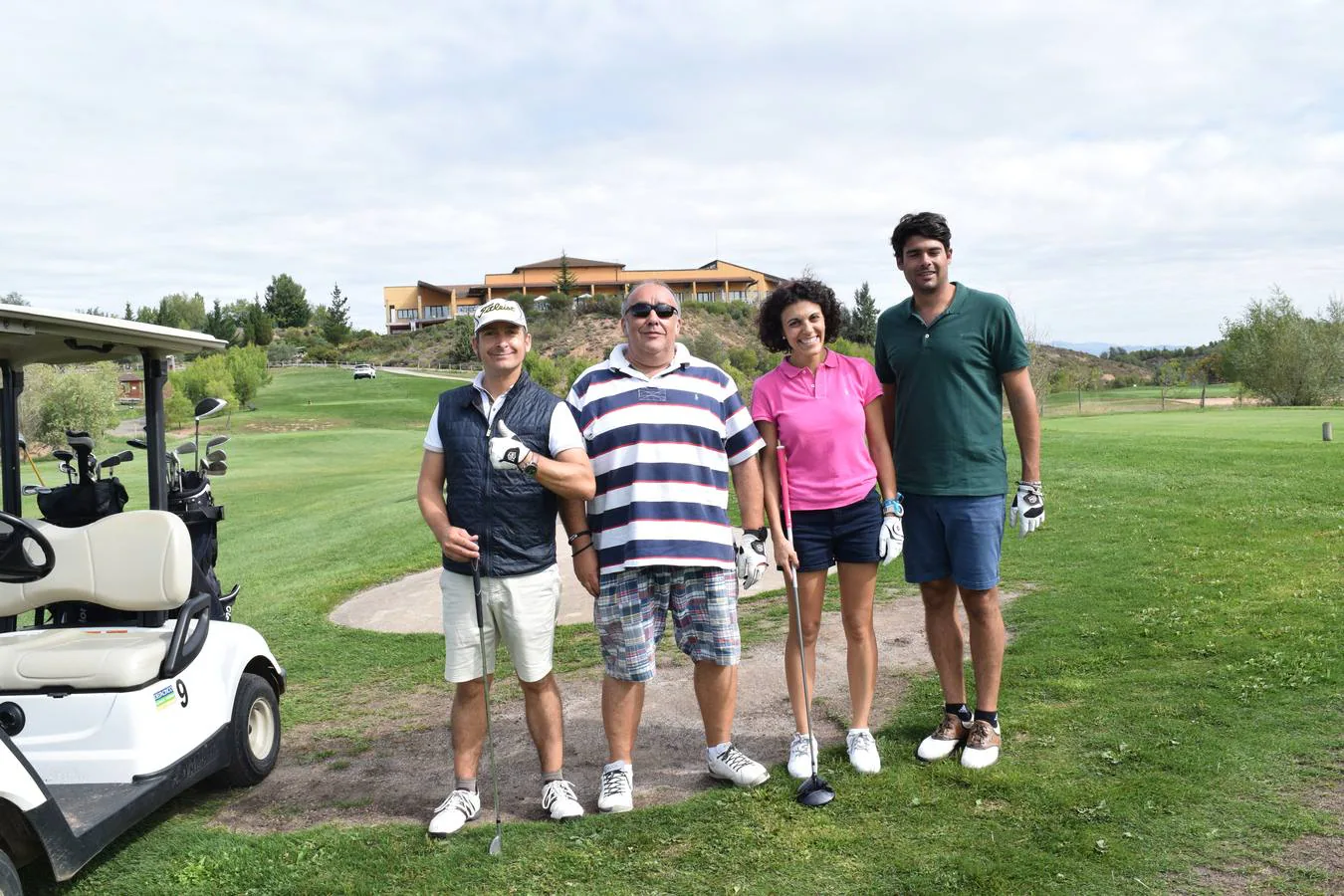 Los participantes en el Torneo Viña Ijalba de la Liga de Golf y Vino disfrutaron de una estupenda jornada de golf.