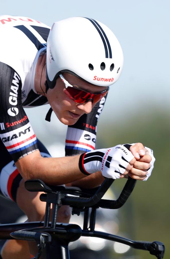 El líder de la Vuelta Ciclista a España ha consolidado su liderato con el triunfo en la contrarreloj que ha acabado en Logroño