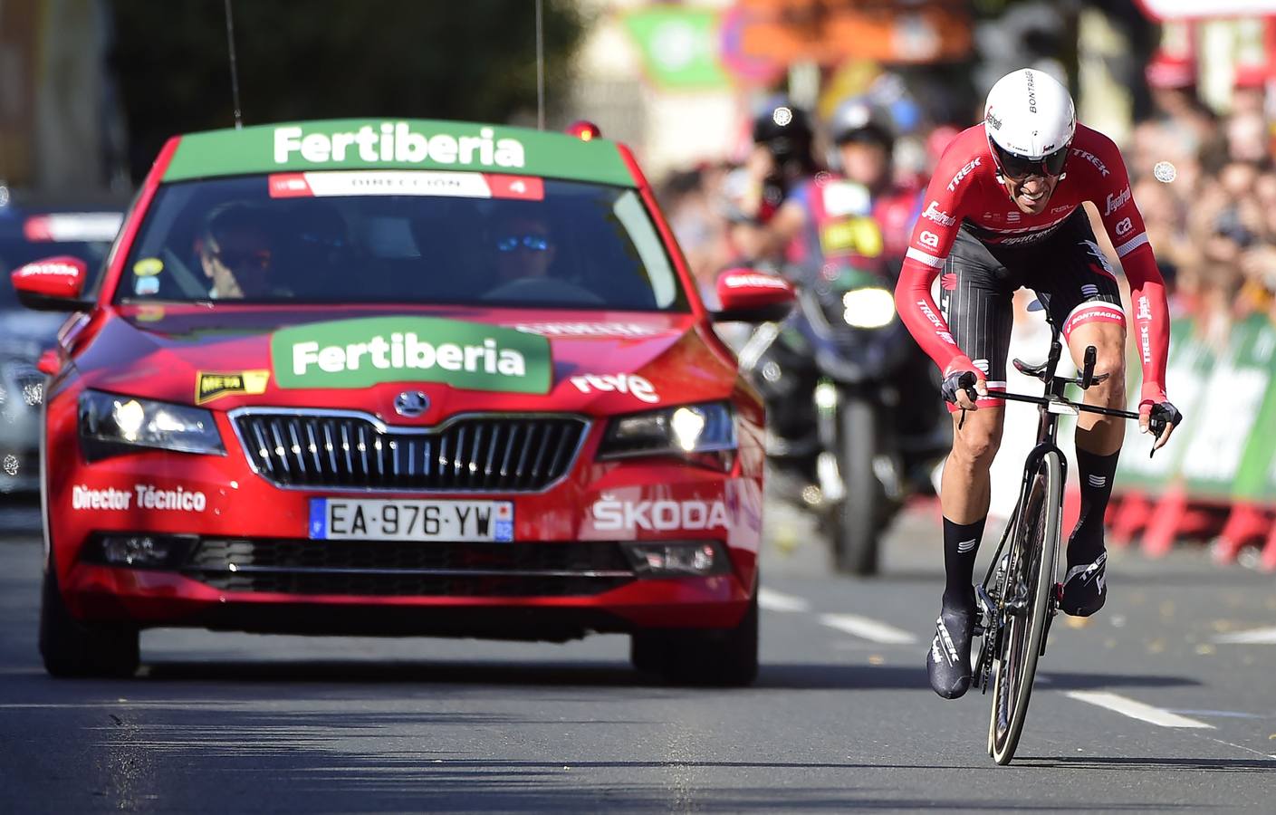 El líder de la Vuelta Ciclista a España ha consolidado su liderato con el triunfo en la contrarreloj que ha acabado en Logroño
