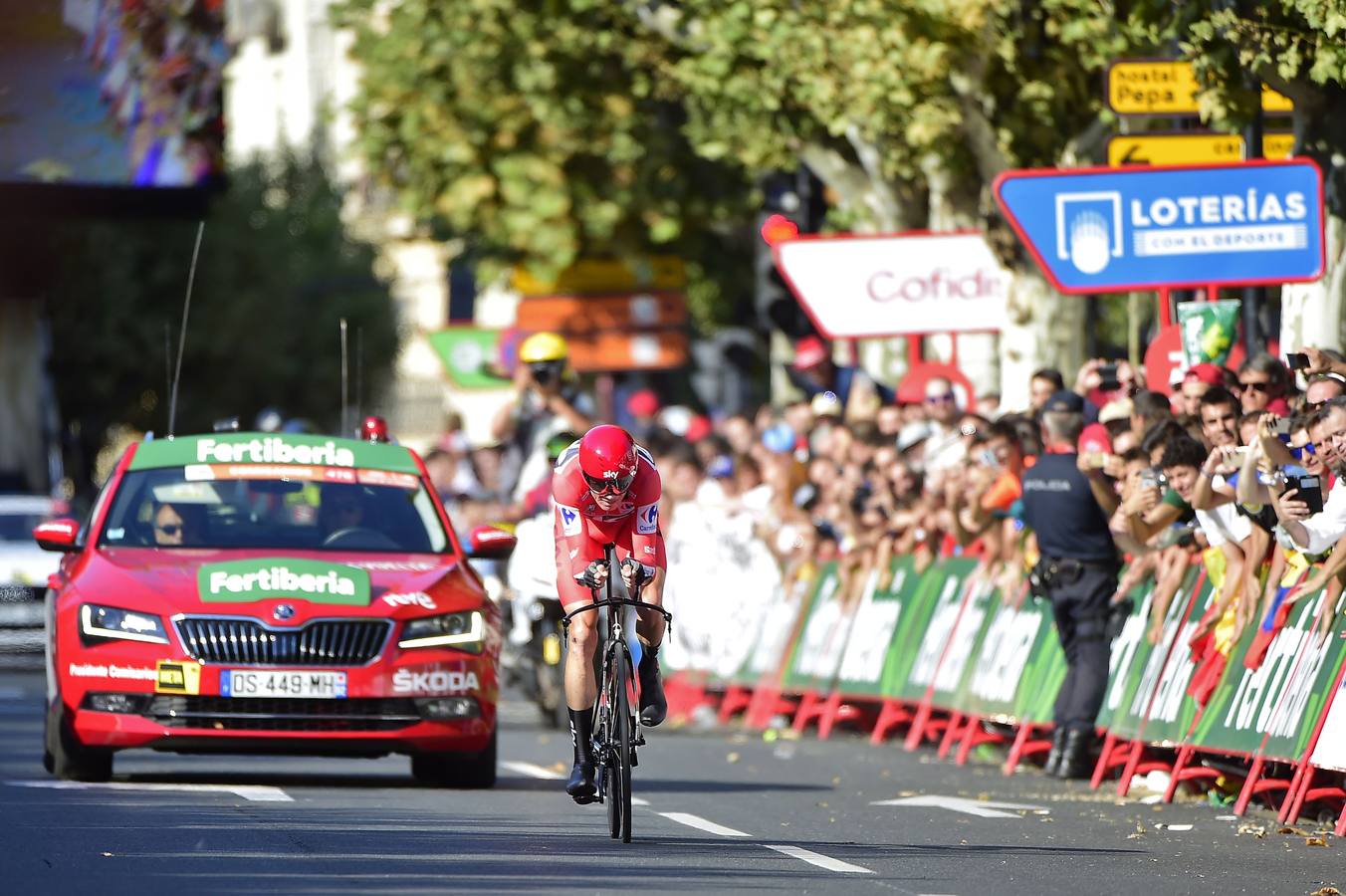 El líder de la Vuelta Ciclista a España ha consolidado su liderato con el triunfo en la contrarreloj que ha acabado en Logroño