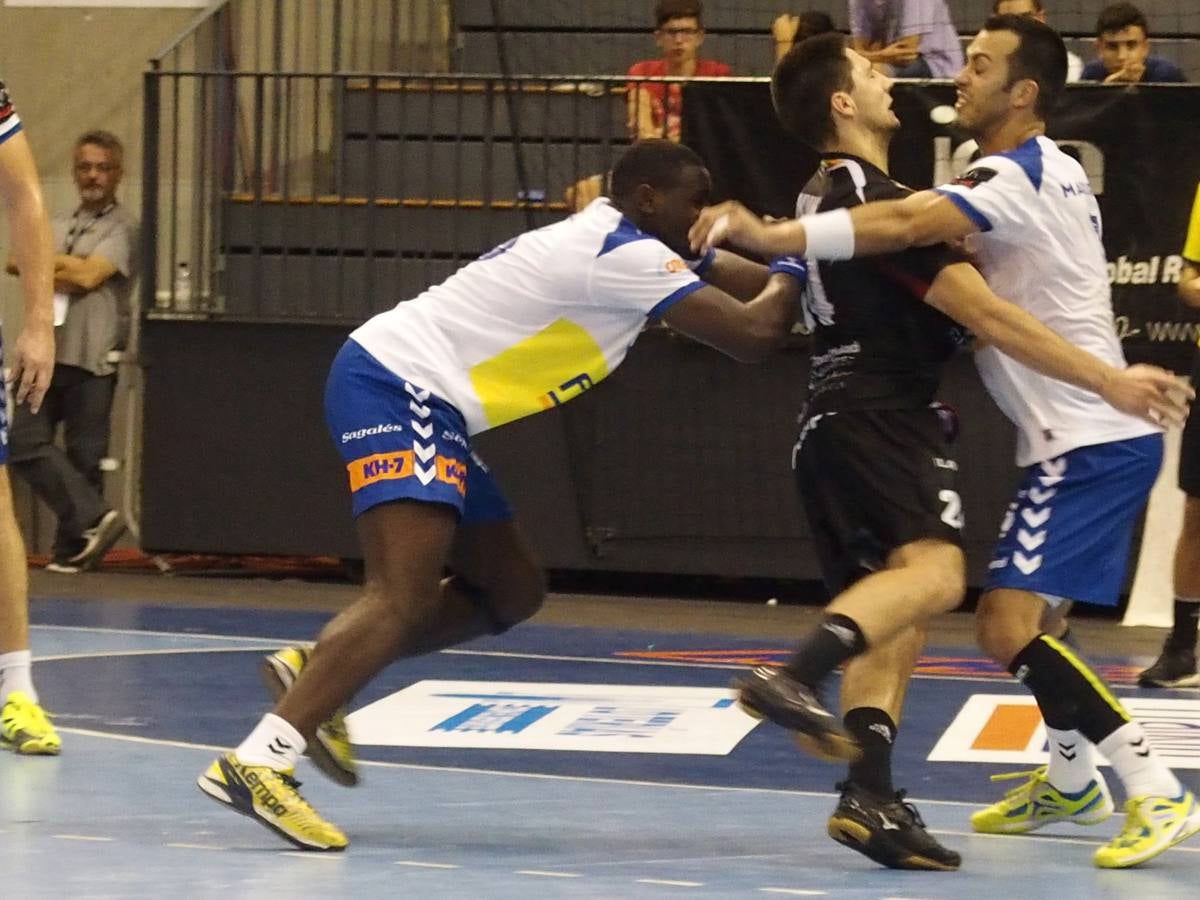 El BM Logroño cayó en su debut liguero ante el Granollers.