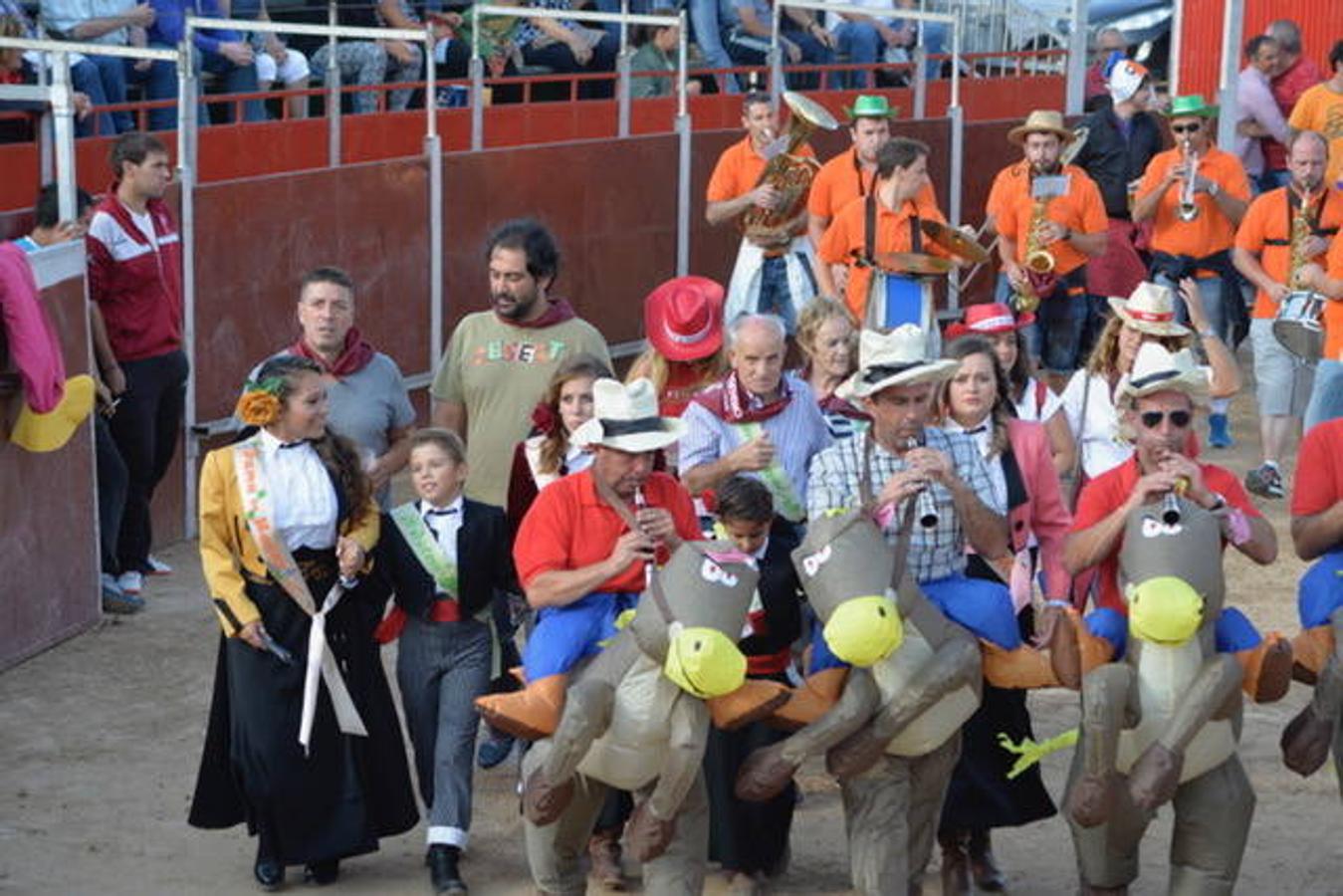 Continúan las fiestas de San Asensio en medio de un gran ambiente en todos los actos que se han propuesto en un programa donde no faltan la romería a Davalillo, el Día de los Borrachos y las vacas.