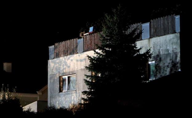 Casa de Amstetten, en Austria, en donde Josef Fritzl retuvo en un sótano a su hija, Elisabeth, durante 24 años, con la que concibió siete hijos. 