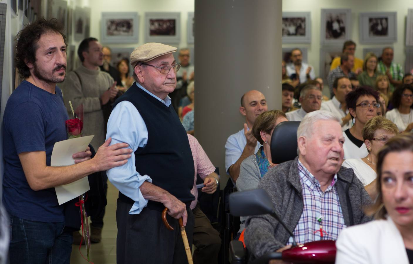 Villamediana tributó un homenaje a sus vecinos fusilados en 1936, que contó con el apoyo de todos los partidos