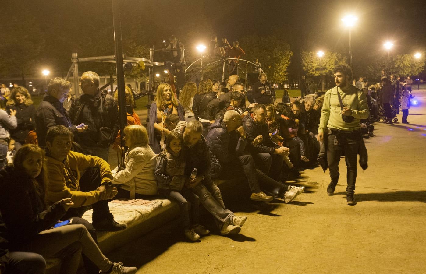 El cielo de Logroño se iluminó con los primeros fuegos artificiales de las fiestas