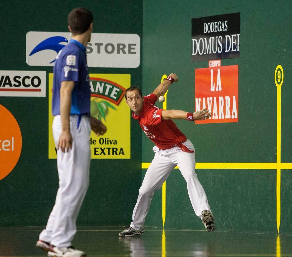 Víctor y Rezusta logran el primer punto de la feria a costa del hundimiento de Bengoetxea VI y Merino II