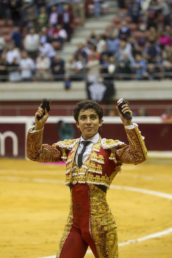 Valadez y un gran Palomo abren a lo grande la feria de Logroño