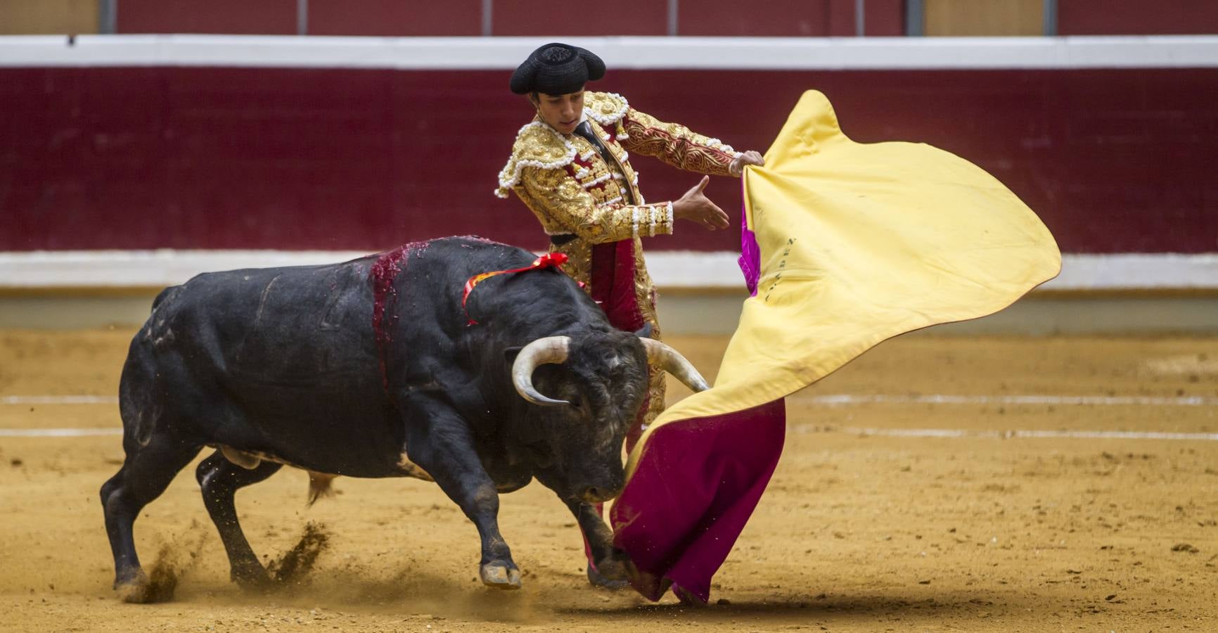 Valadez y un gran Palomo abren a lo grande la feria de Logroño