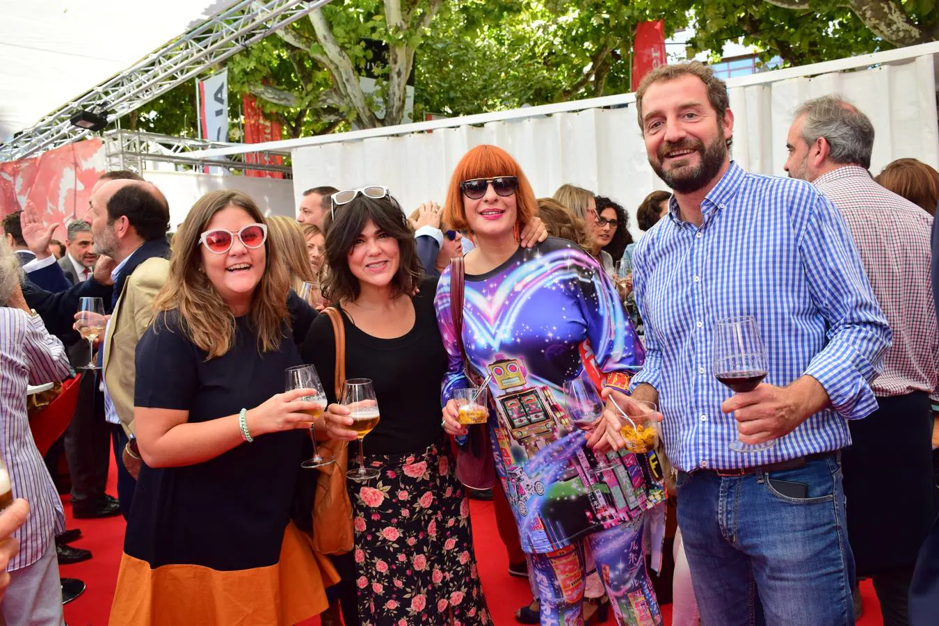 Gran ambiente el que se vivió el miércolese en la terraza del Diario LA RIOJA, con las propuestas del restaurante La chula y los vinos de Bodegs Riojanas.