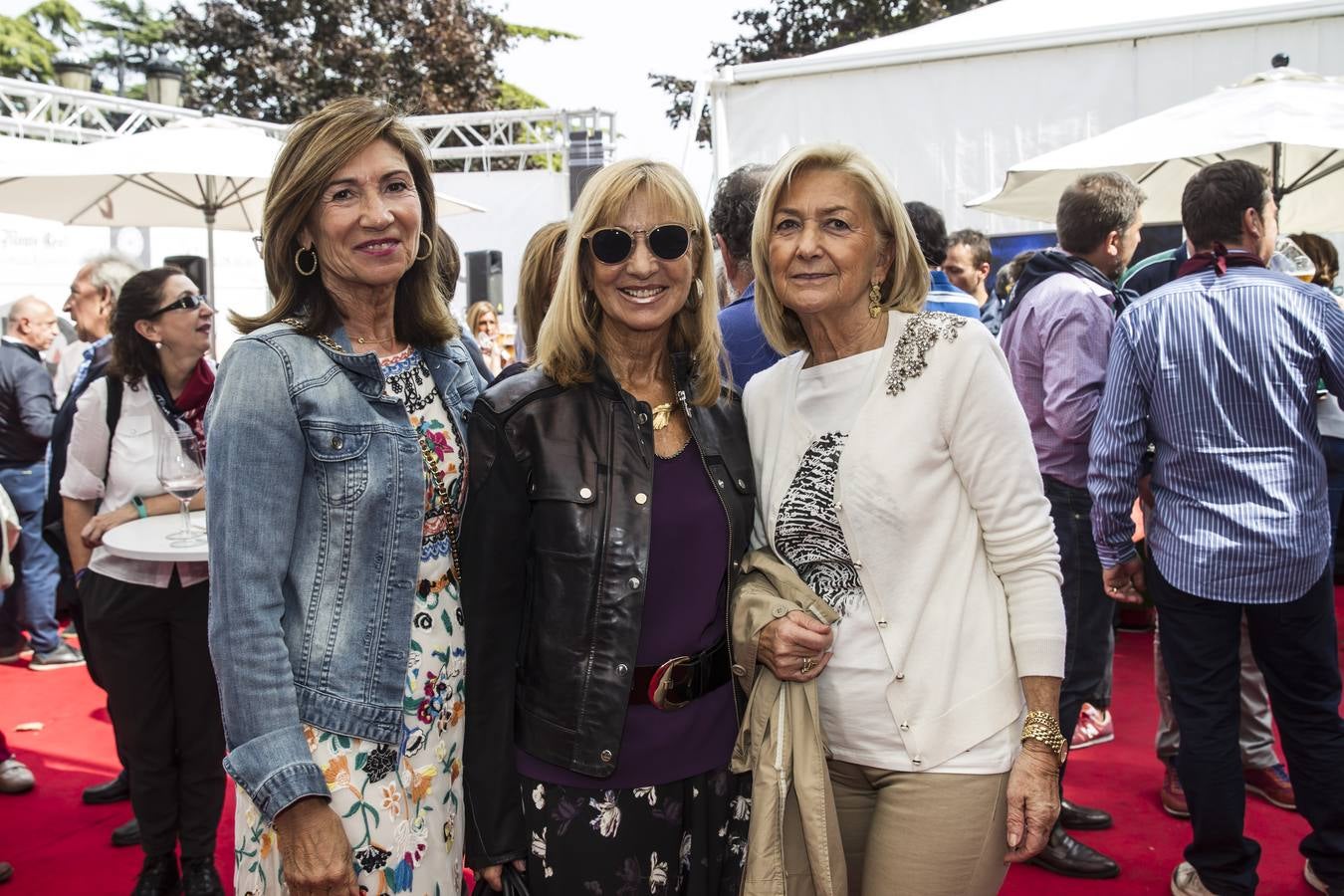 Muchos visitantes el viernes en la terraza de Diario LA RIOJA