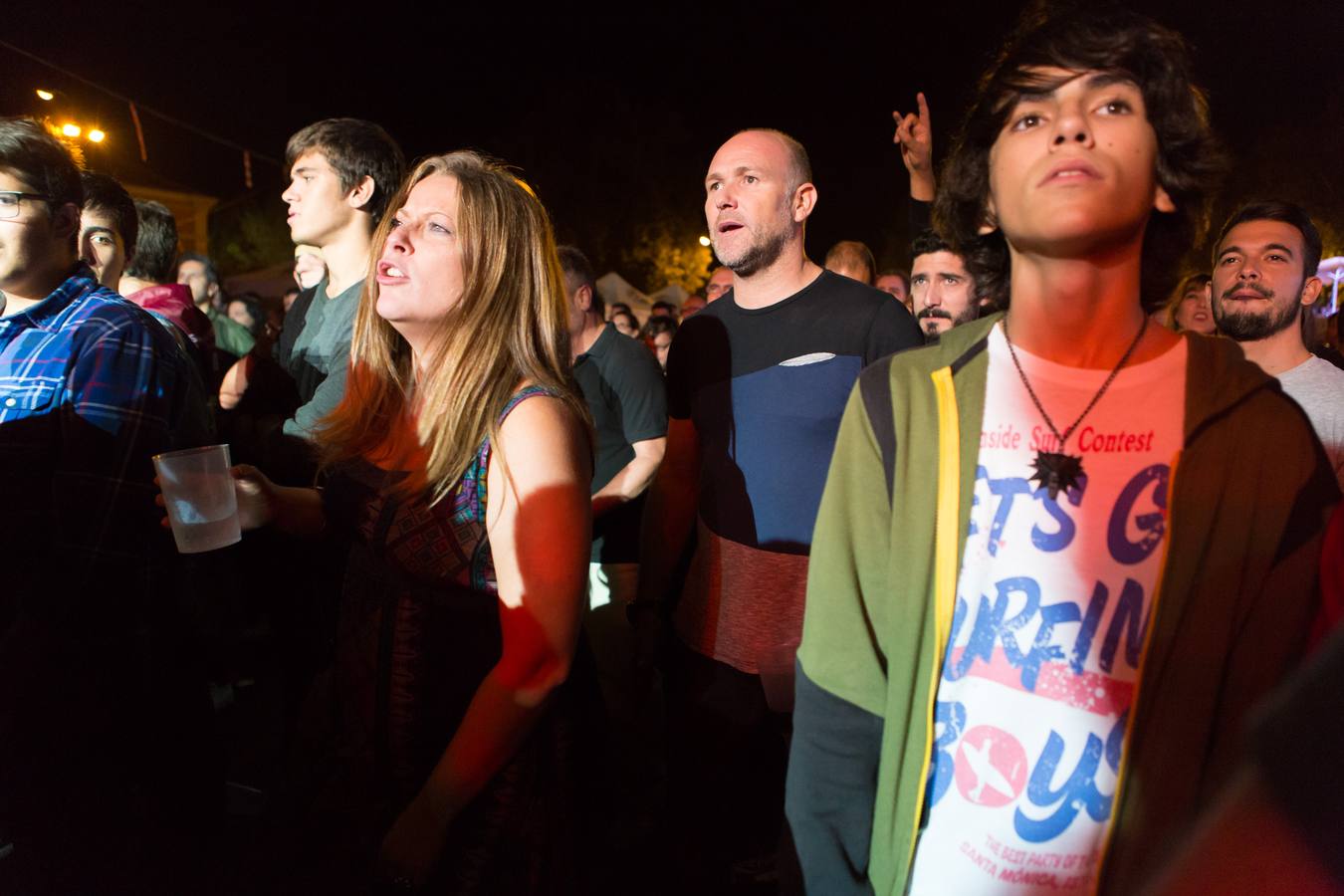 Llenazo en el Espacio Peñas que se llenó de amantes del heavy para disfrutar de estas tres bandas tributo..