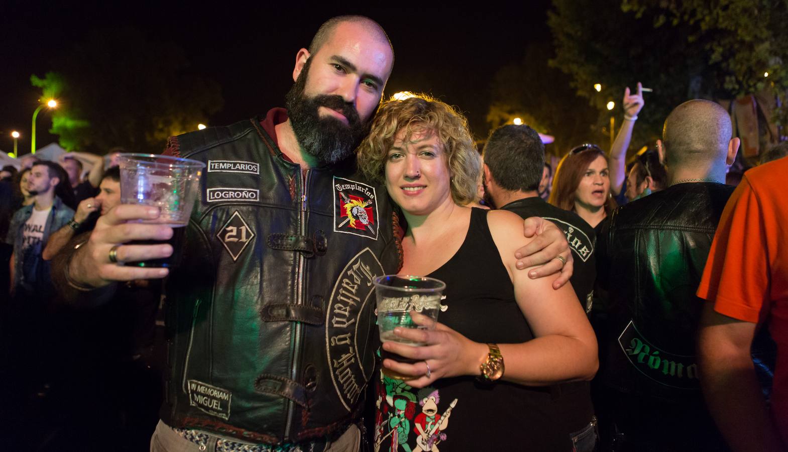 Llenazo en el Espacio Peñas que se llenó de amantes del heavy para disfrutar de estas tres bandas tributo..