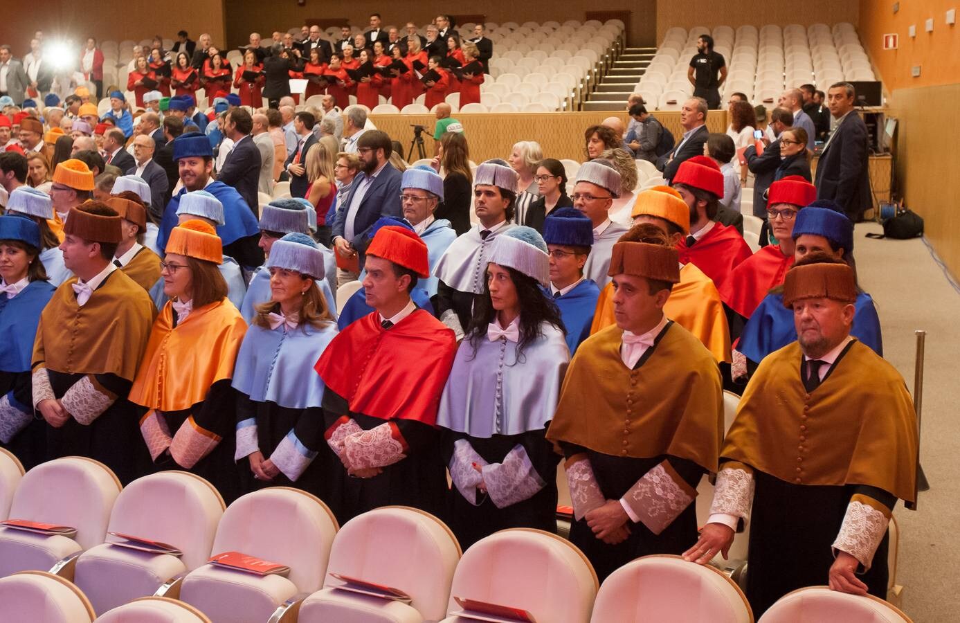 En sus bodas de plata, la UR lo ha celebrado en el Auditorio del Ayuntamiento de Logroño recordando el de hace 25 años