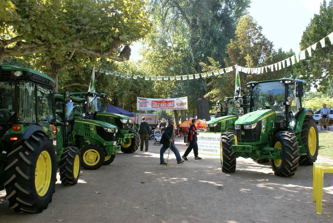 Este fin de semana se celebran las ferias de maquinaria agrícola, industrial y automoción. Además, se puede disfrutar del tradicional mercado artesanal