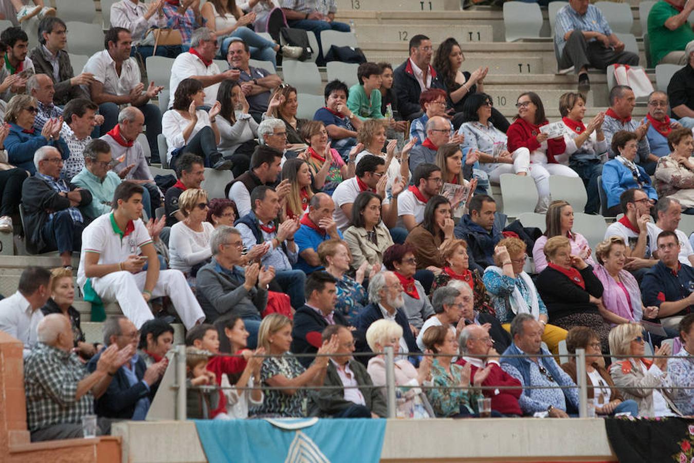 La Feria del Zapato de Oro de Arnedo dejó ver detalles como los naturales de Carlos Ochoa que le dieron el triunfo en la Ciudad del Calzado