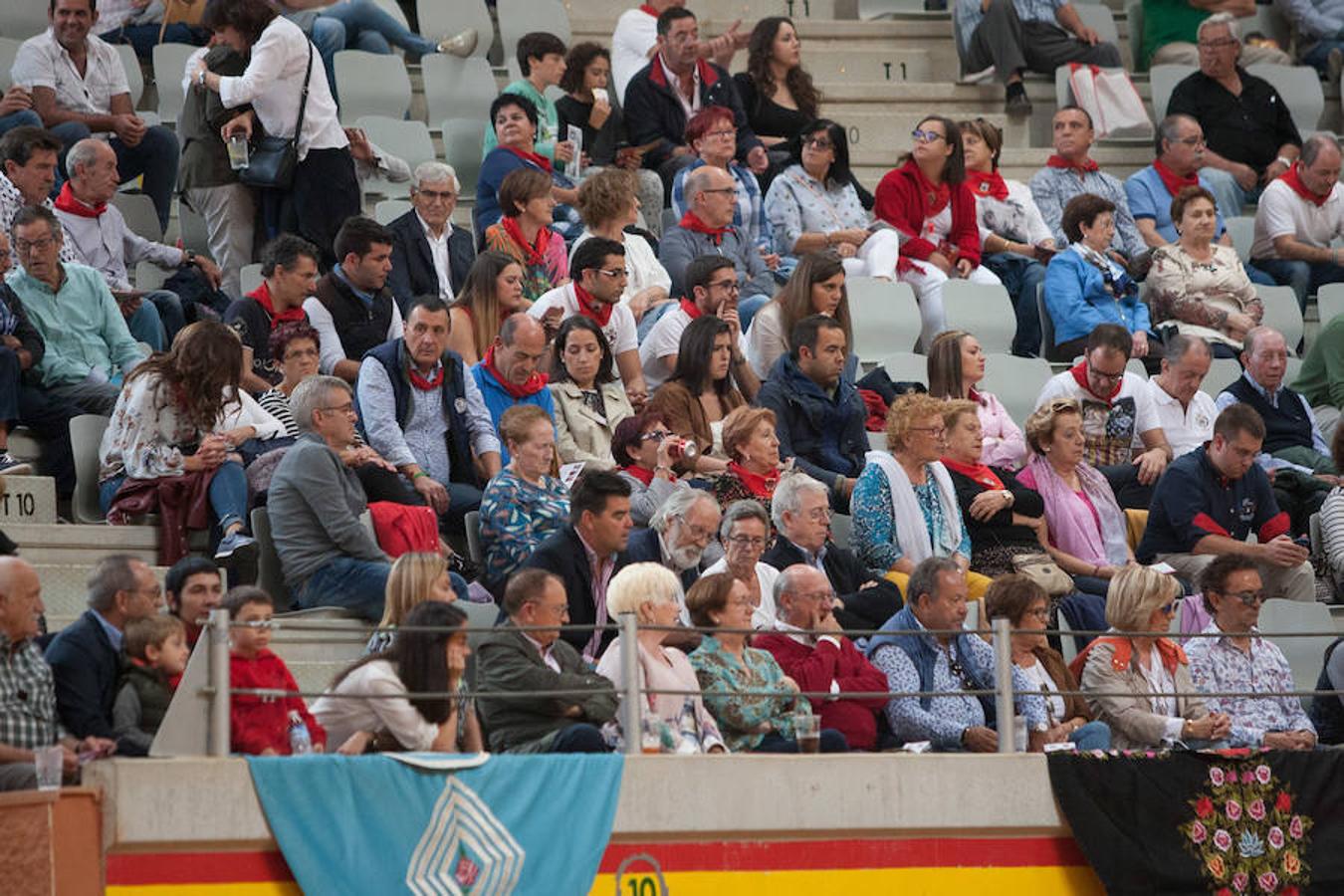 La Feria del Zapato de Oro de Arnedo dejó ver detalles como los naturales de Carlos Ochoa que le dieron el triunfo en la Ciudad del Calzado