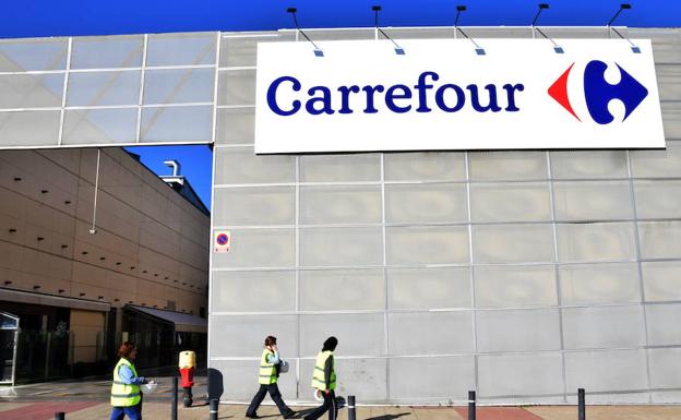 Instalaciones de Carrefour en el Centro Comercial Berceo de Logroño. 