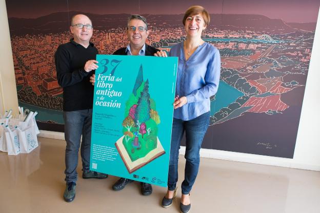 Carles García, Antonio Domínguez y Pilar Montes presentaron la Feria del Libro Antiguo y de Ocasión. :: s.t.