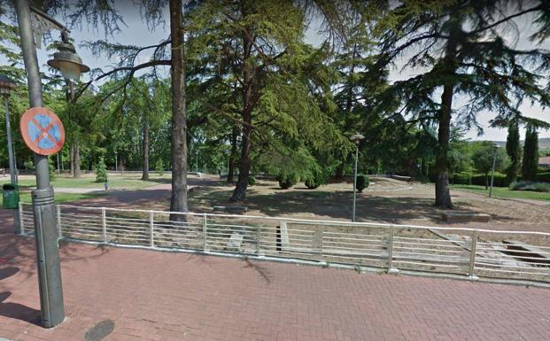 Denuncian la muerte de al menos dos perros envenenados en el Parque del Ebro