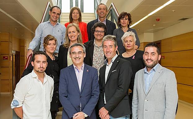 Reunión interuniversitaria para aunar criterios en la EBAU. 