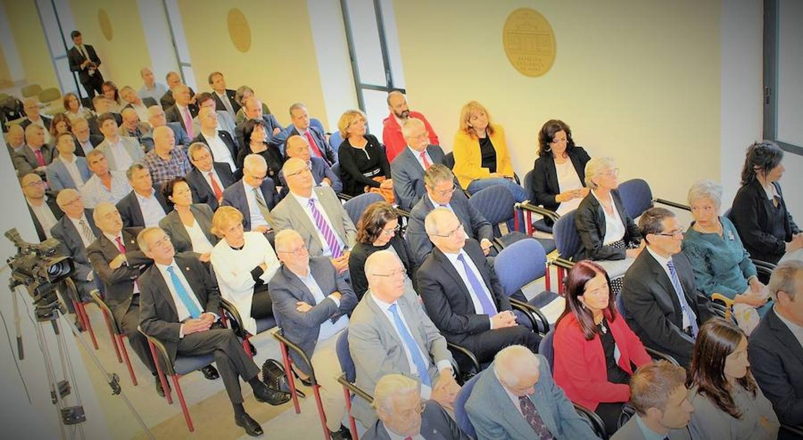 La Estación Enológica de Haro vivió la celebración del 125 aniversario en el que se anuncia el relevo en la dirección de Elena Meléndez Álvarez tras la jubilación de Montserrat Íñiguez.