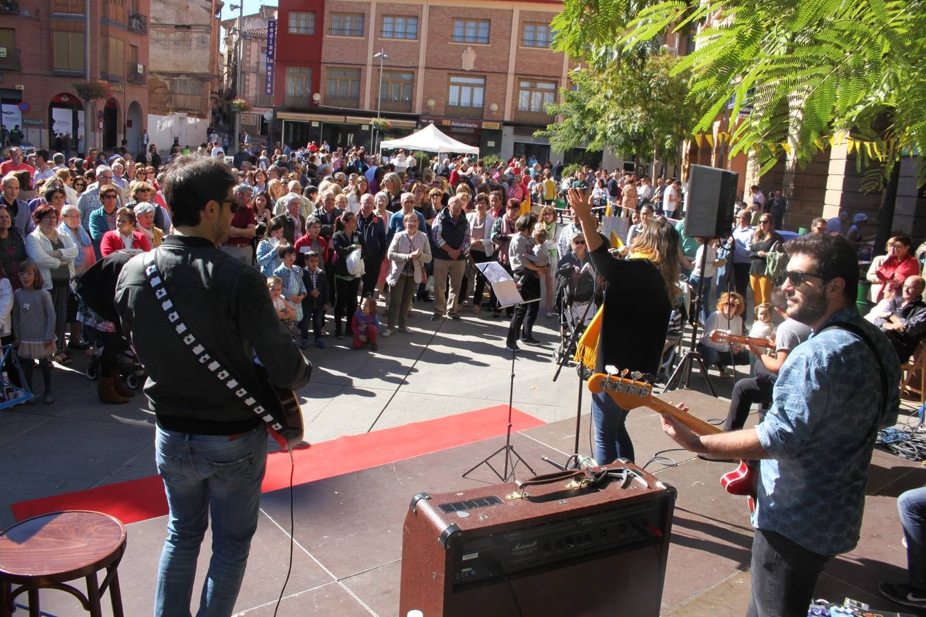 Gran ambiente en la localidad alfareña.